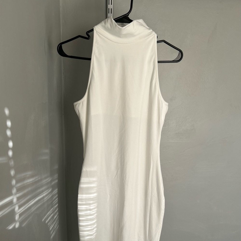 White collared midi dress